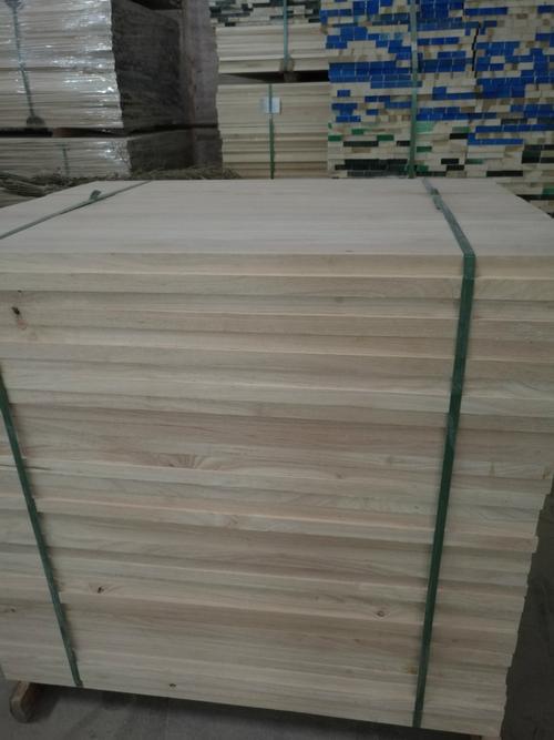 东莞市蓝鹰木业是专业从事木材加工及生产,销售为一体的